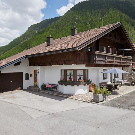 Apart Bergzeit Umhausen Exterior foto